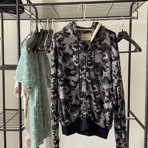 Camo Nifty genius hoody, light weight